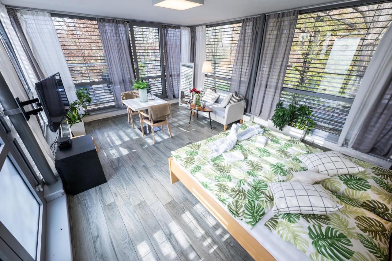 Atelier Lanna Bed & Breakfast Ceske Budejovice Ngoại thất bức ảnh