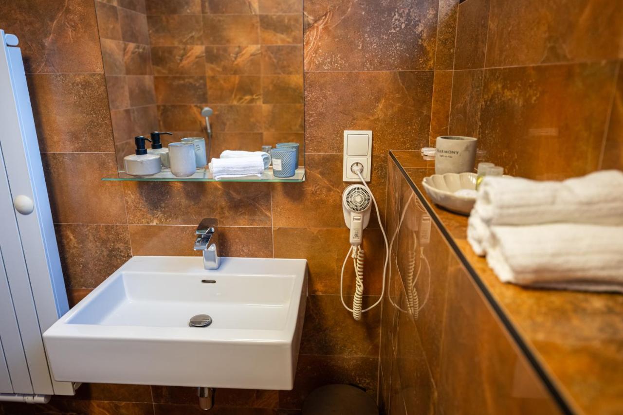 Atelier Lanna Bed & Breakfast Ceske Budejovice Ngoại thất bức ảnh